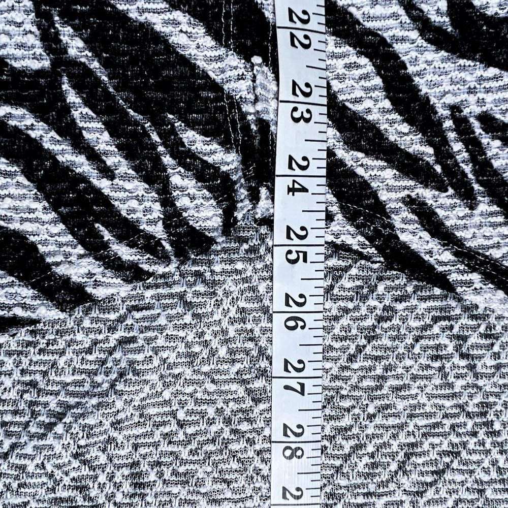 Travelers by Chico's B/W Zebra Print Jacket Sheer Open‎ Front Size 3 or US 16 - Picture 14 of 16